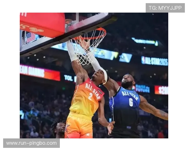 艾弗森突破制造对抗拉开差距领先NBA得分榜