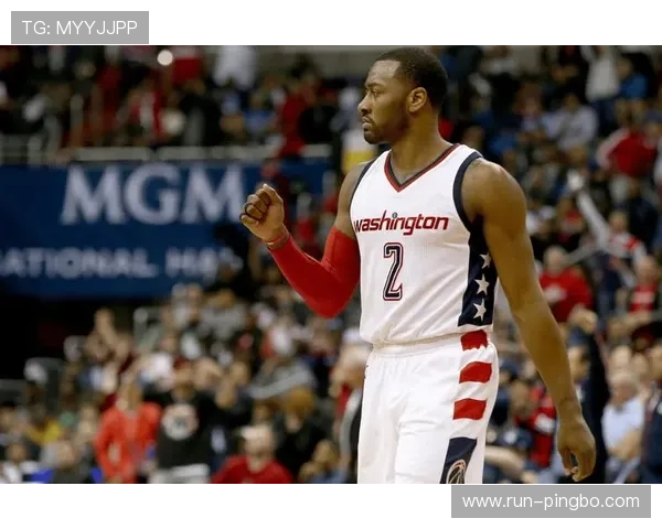 沃尔相比爆发力更依赖传球视野通过高位挡拆主导进攻节奏